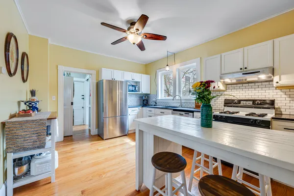 Contact Agent | 6 Pinedale Road, Unit 1, Roslindale, MA 02131