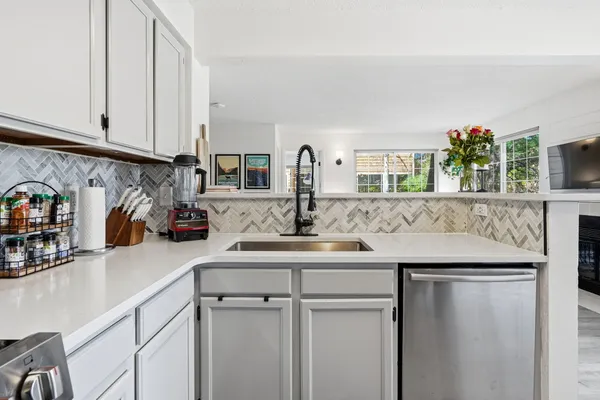 $375,000 | 4827 White Rock Circle, Unit E, Boulder, CO 80301