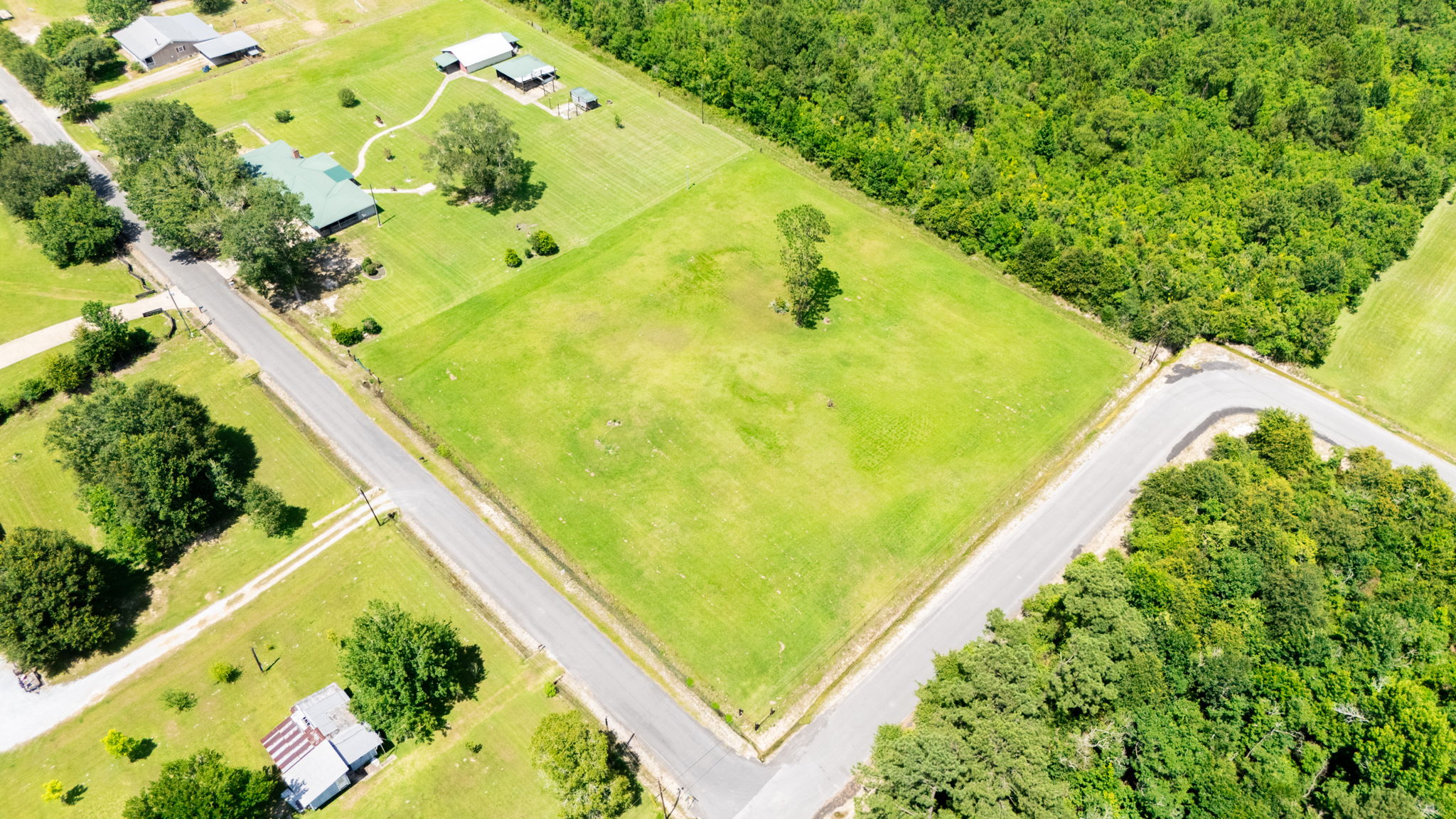 2 Benoit Road Lake Charles, LA 70611 - Photo 2 of 10