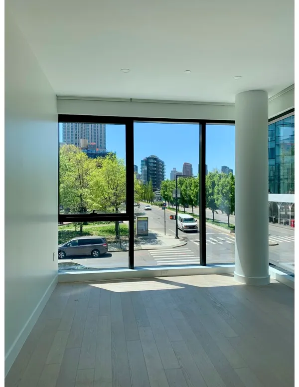 $1,599,000 | 4507 Court Square, Unit 2D | Long Island City