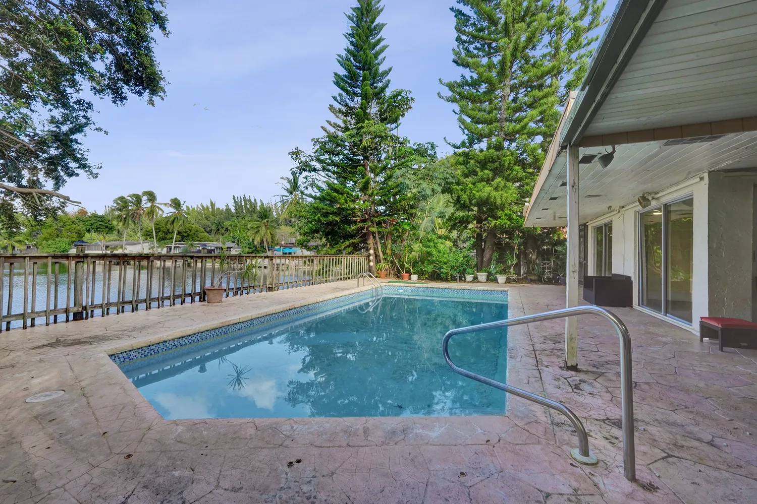 $3,500 | 5551 Southwest 57th Street, Fort Lauderdale, FL 33312