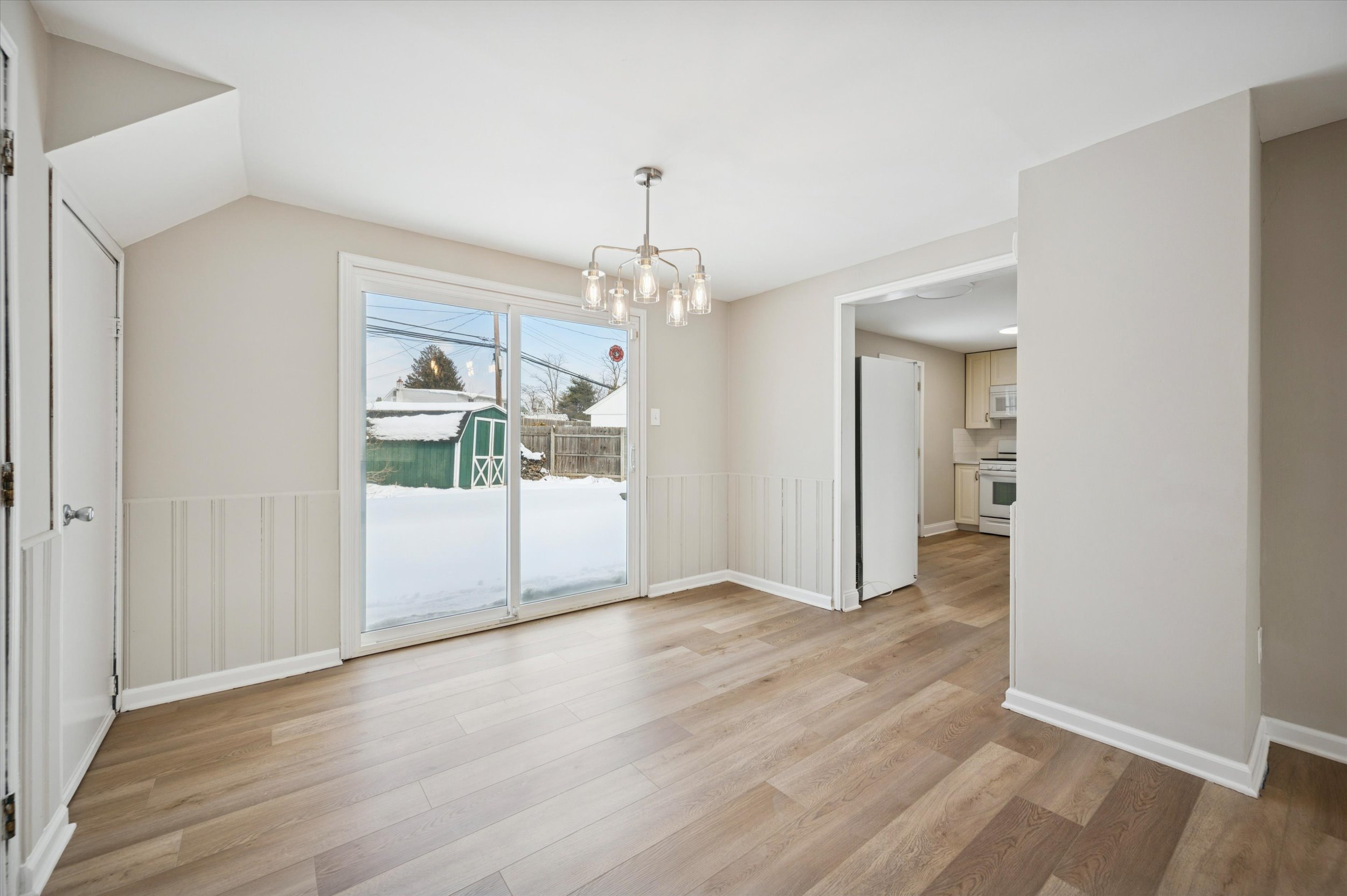 513 Stewart Road Hatboro, PA 19040 - Photo 7 of 25