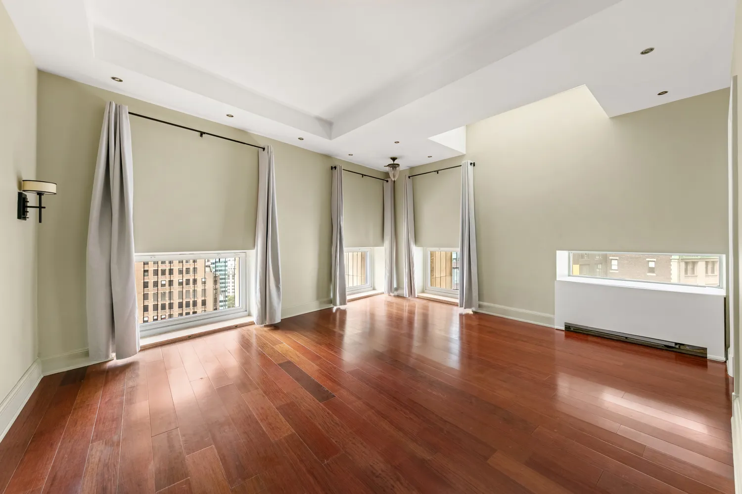 $11,000 | 3 Hanover Square, Unit 22A | Financial District