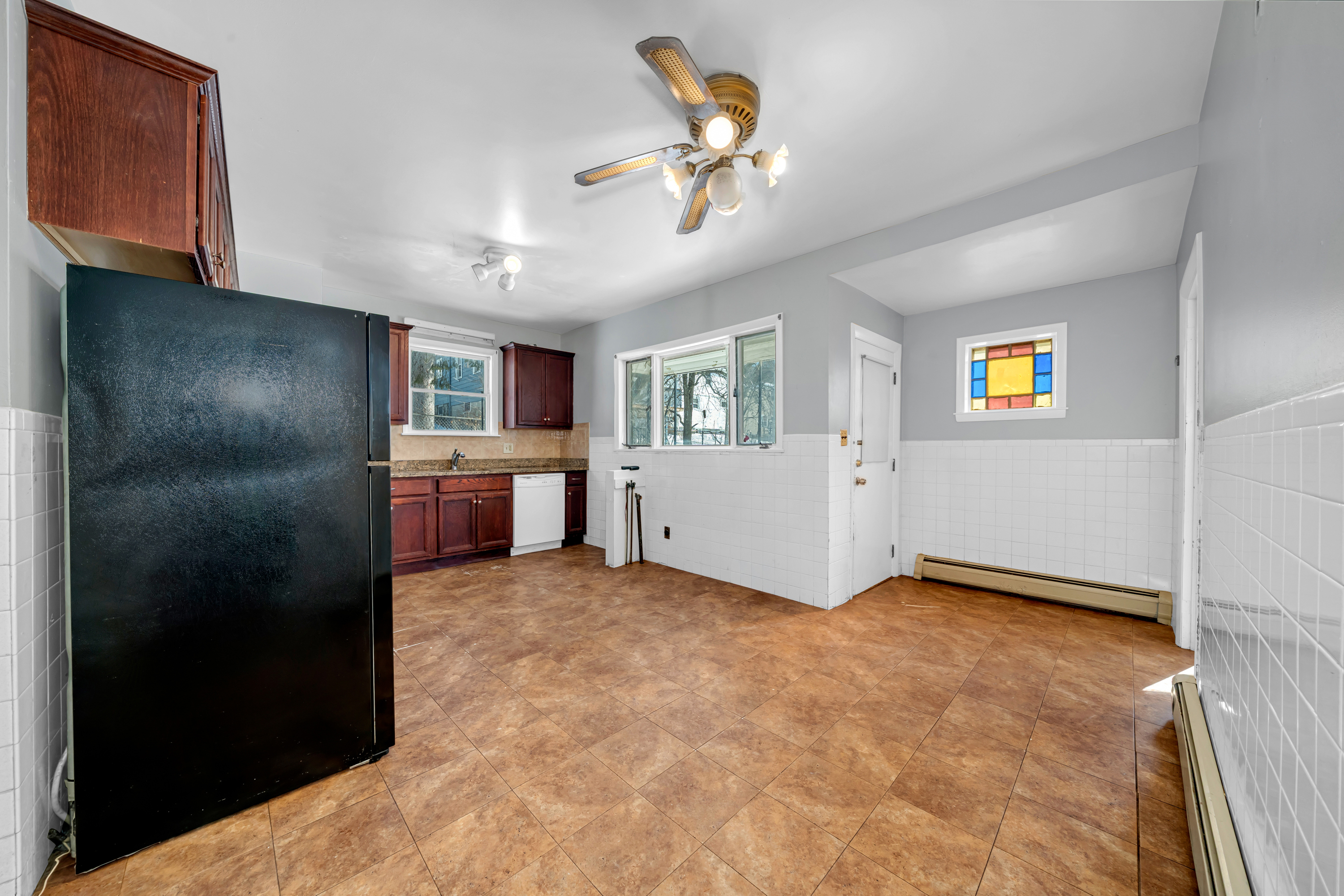 75 Warren Street Medford, MA 02155 - Photo 16 of 68