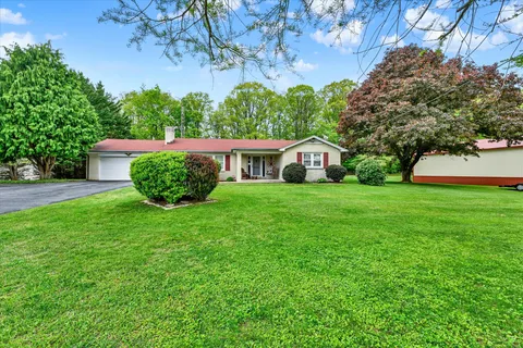 $675,000 | 1609 Fairmount Road, Hampstead, MD 21074