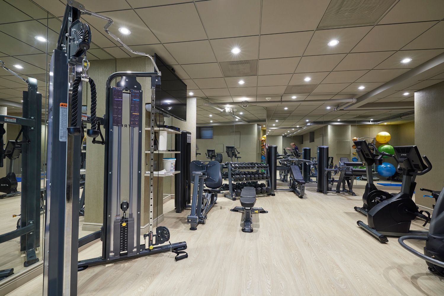 907 5th Avenue, Unit 7A Manhattan, NY 10021 - Photo 14 of 18 a view of a room with gym equipment