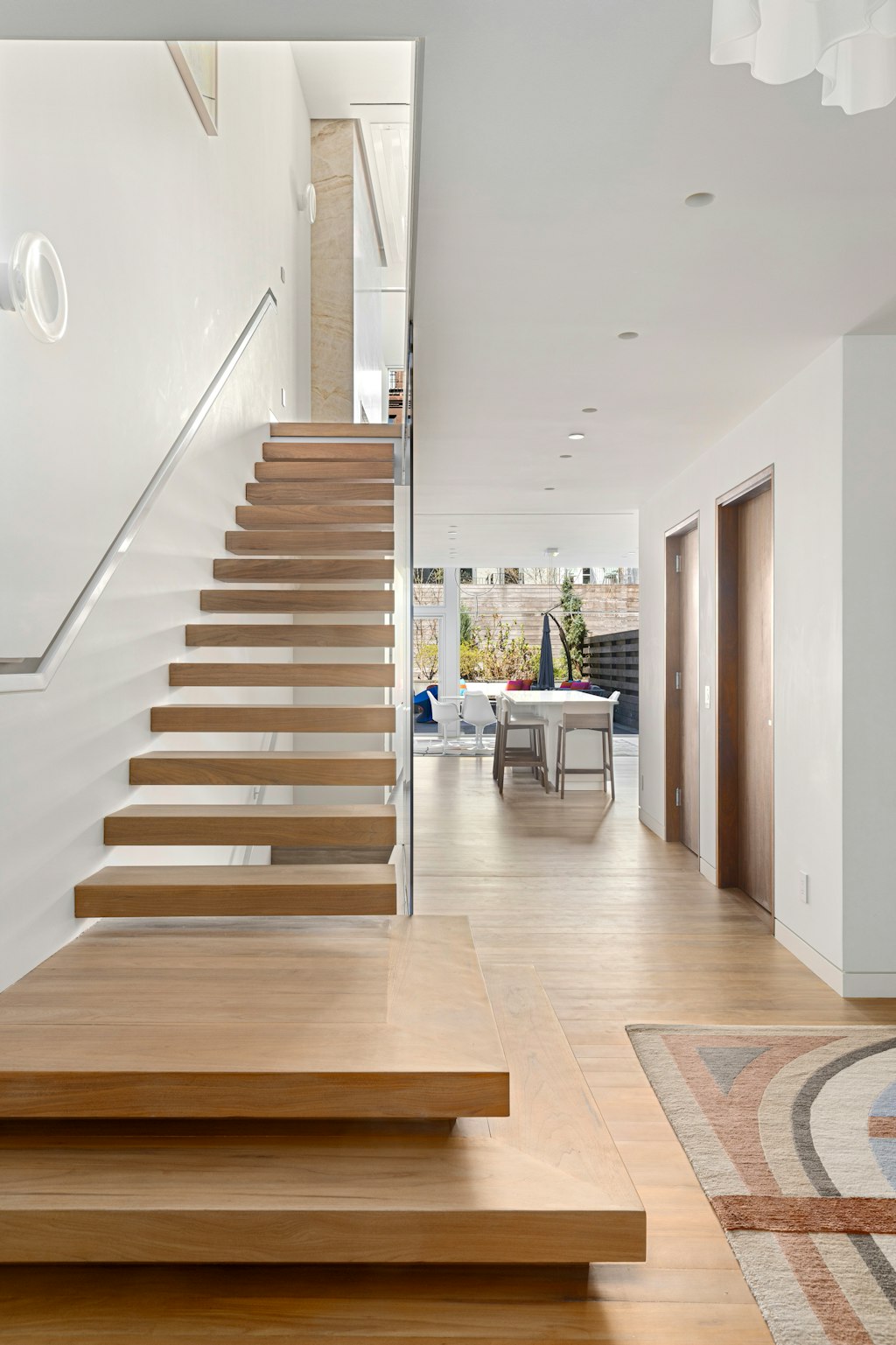 125 West 87th Street Manhattan, NY 10024 - Photo 5 of 27 a view of entryway and hall