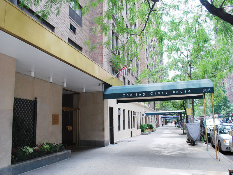 305 East 72nd Street, Unit 13I Manhattan, NY 10021 - Photo 12 of 14 a view of a building