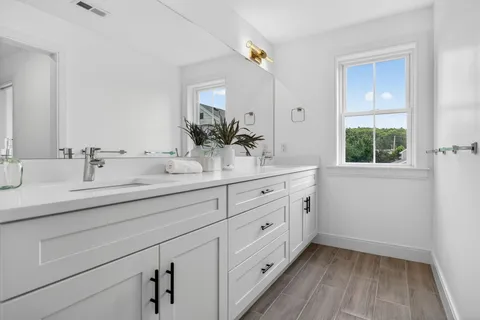 $1,999,000 | 37 Maple Street, Lynnfield, MA 01940