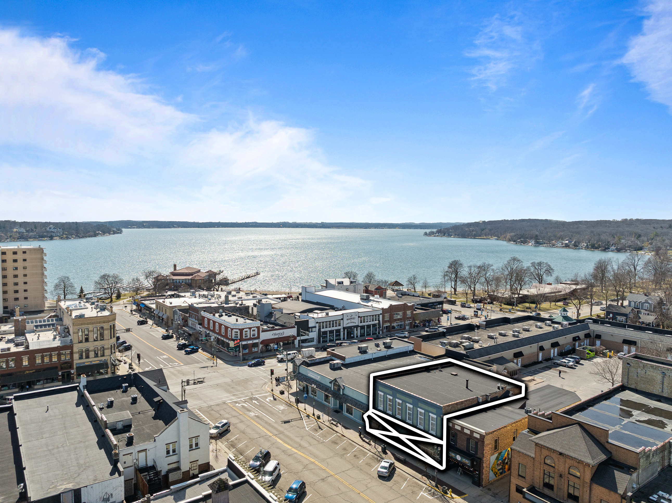 226 Broad Street, Unit 2 Lake Geneva, WI 53147 - Photo 1 of 24