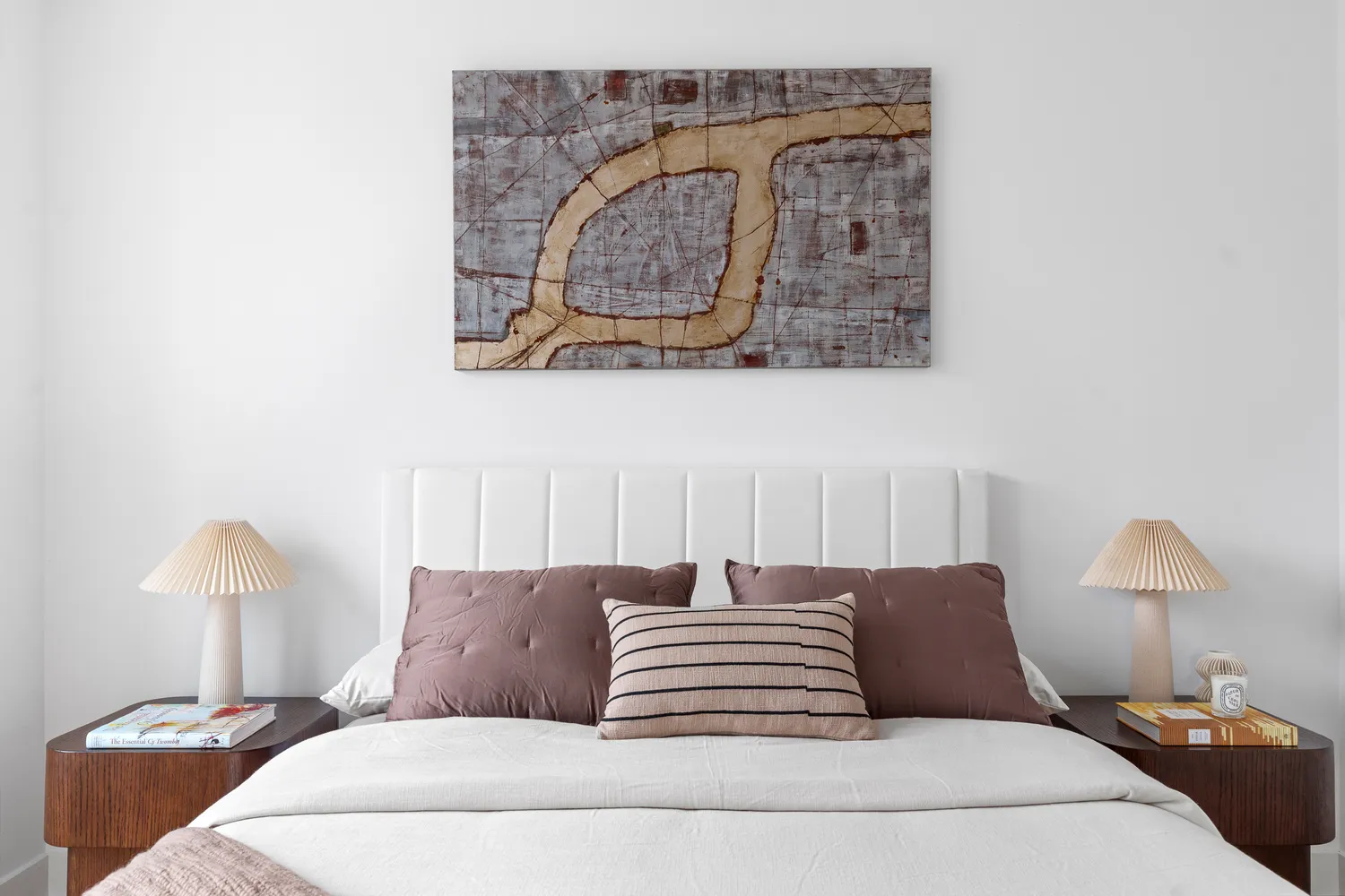 $1,095,000 | 350 West 42nd Street, Unit 27K | Hell's Kitchen