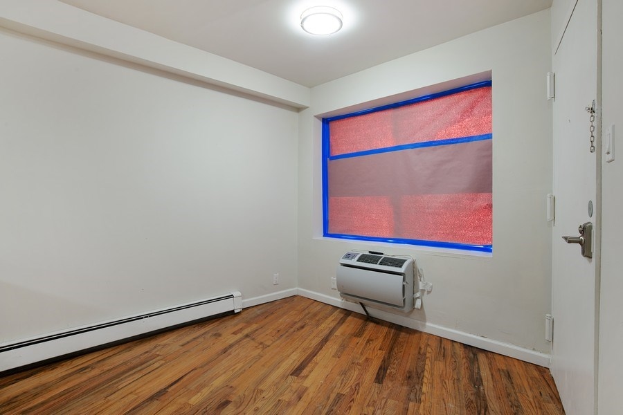 185 Woodpoint Road, Unit 1 Brooklyn, NY 11211 - Photo 2 of 8