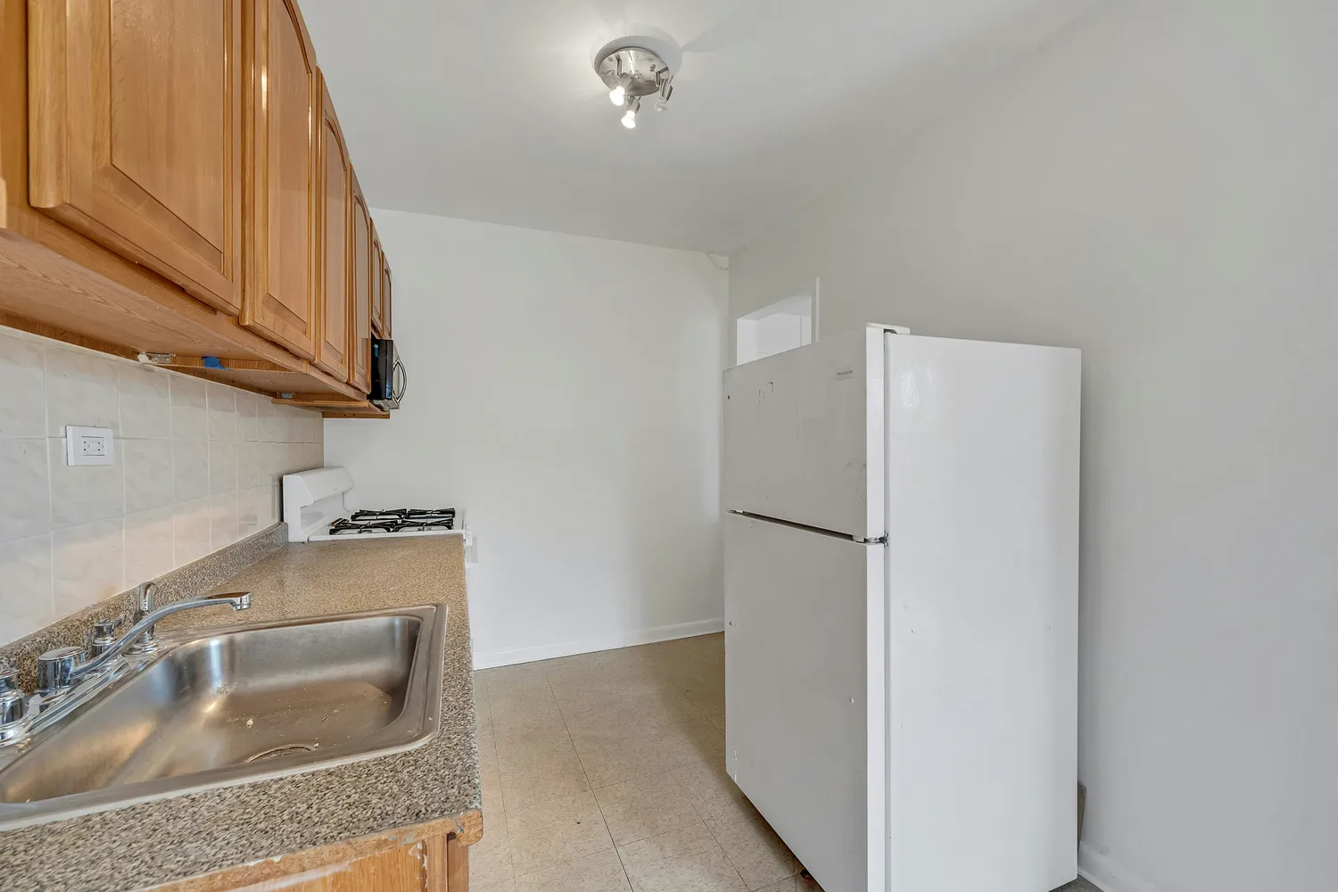 $185,000 | 5730 Mosholu Avenue, Unit 5F | North Riverdale