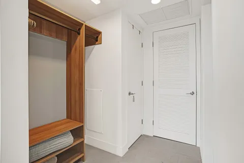 $610,000 | 159 Northeast 6th Street, Unit 3214, Miami, FL 33132