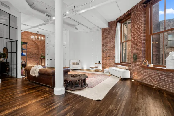$9,700 | 66 Crosby Street, Unit 4F | SoHo