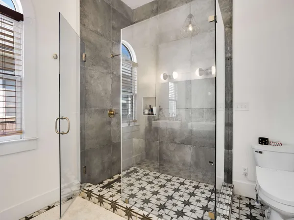 $1,300,000 | 1403 Forest Avenue, Nashville, TN 37206