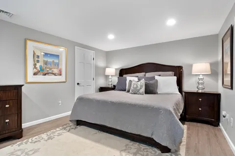 $1,995,000 | 13352 Weston Park Drive, St. Louis, MO 63131