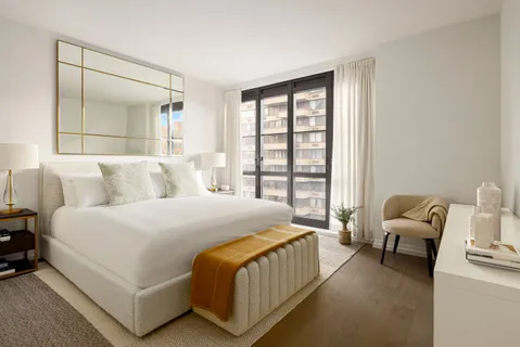 $4,475,000 | 250 West 96th Street, Unit 15C | Upper West Side