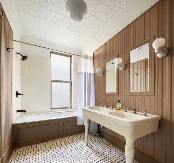 $2,500,000 | 1989 Madison Avenue | Central Harlem