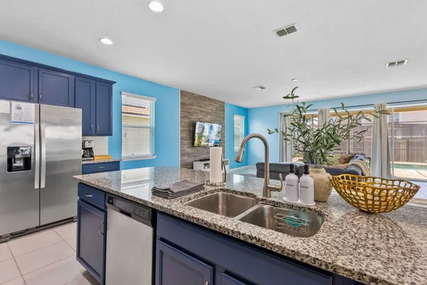 $734,900 | 9042 Sunshine Ridge Loop, Kissimmee, FL 34747