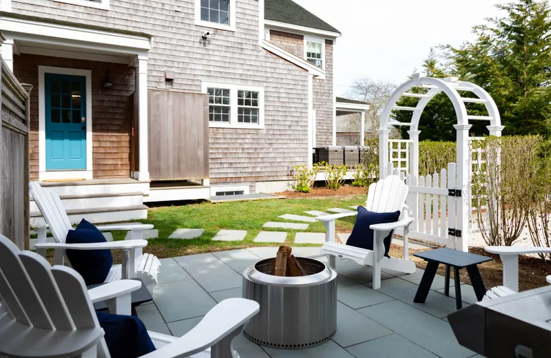 49 Pine Street Nantucket, MA 02554 - Photo 9 of 52