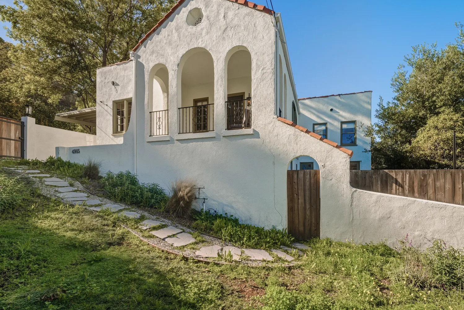 Contact Agent | 4985 Wawona Street, Los Angeles, CA 90041