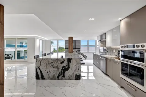 $1,100,000 | 2751 South Ocean Drive, Unit 404N, Hollywood, FL 33019