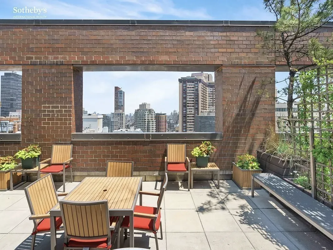 $5,000 | 30 West 61st Street, Unit 29E | Upper West Side