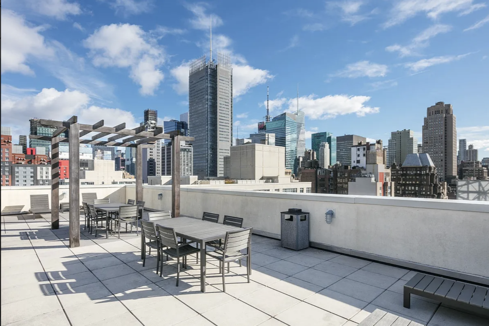 350 West 37th Street, Unit 14E Manhattan, NY 10018 - Photo 8 of 12 Gallery Image 8
