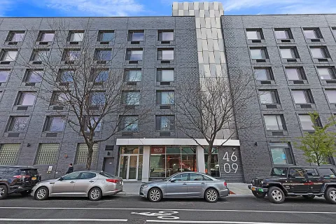 a car parked in front of a building