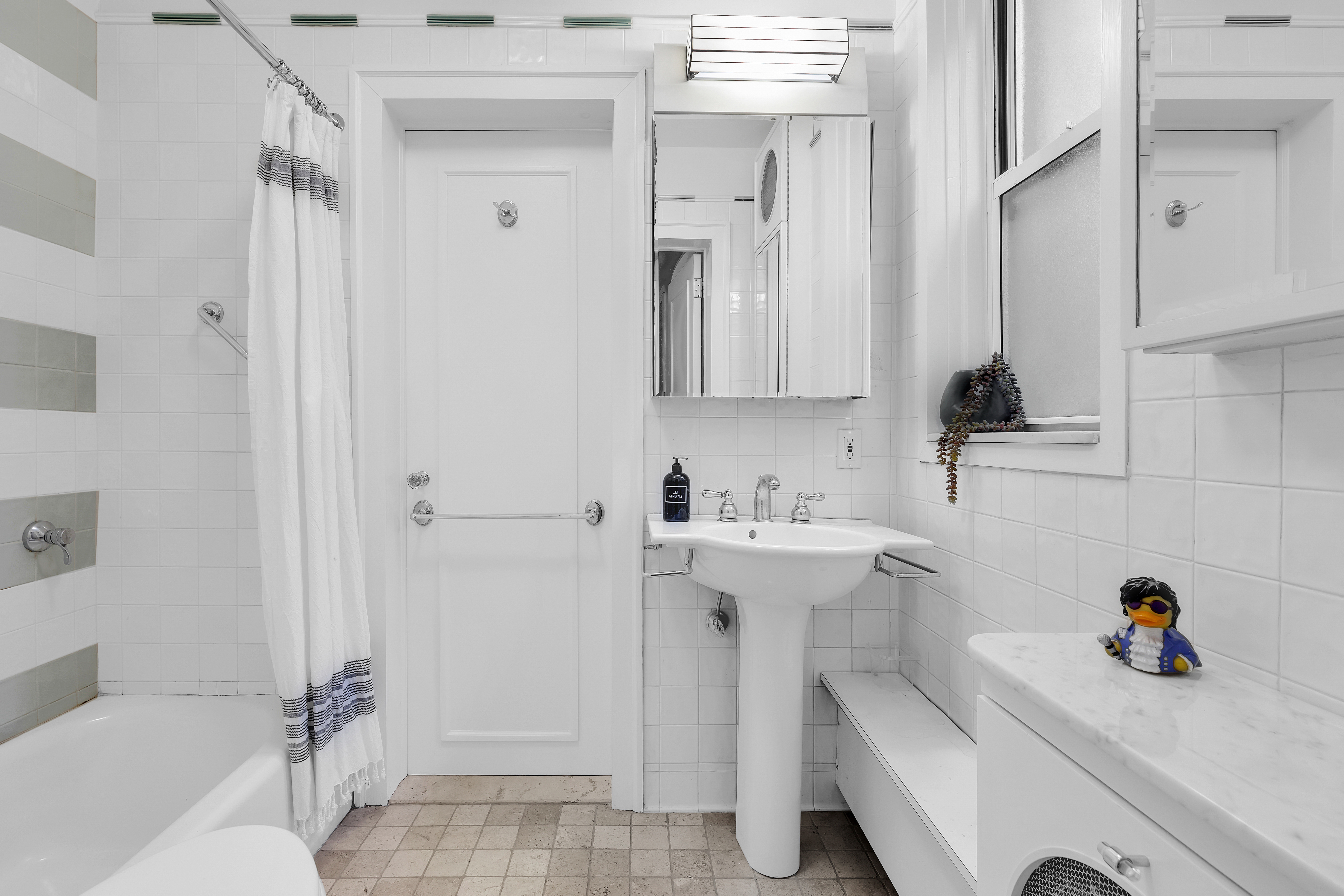 38 East 85th Street, Unit 4E Manhattan, NY 10028 - Photo 8 of 12