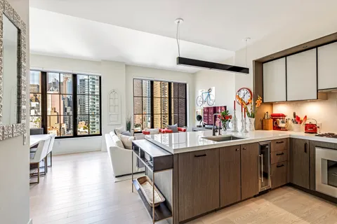 $10,200 | 959 1st Avenue, Unit 13D | Midtown East