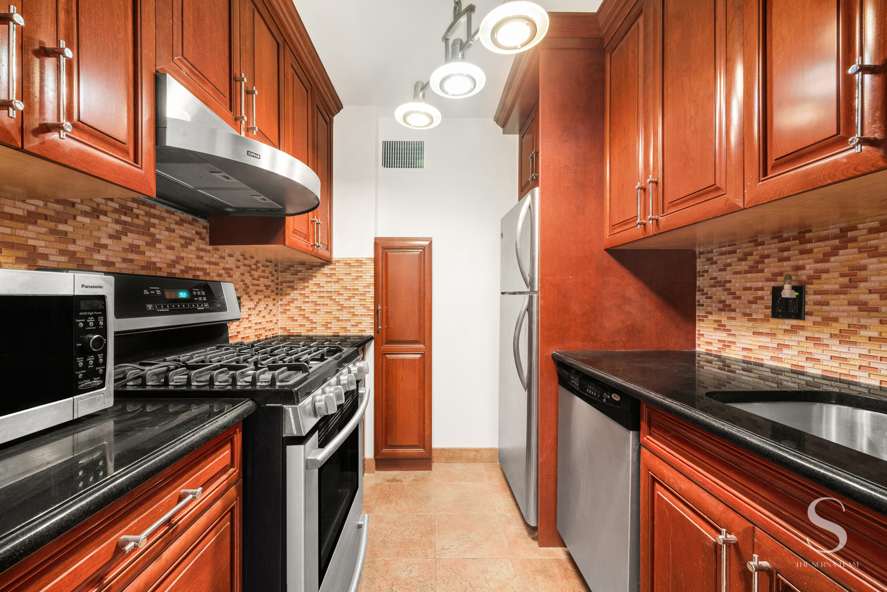 118 East 60th Street, Unit 7F Manhattan, NY 10022 - Photo 5 of 18 Gallery Image 5