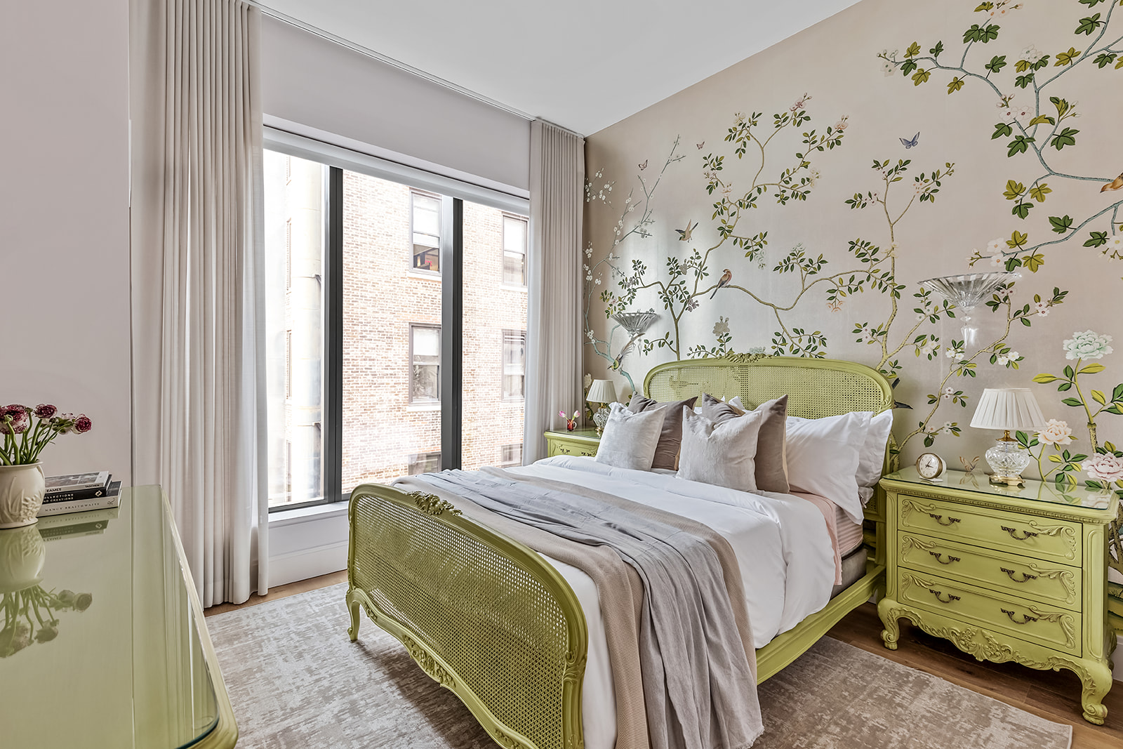 30 East 29th Street, Unit 16A Manhattan, NY 10016 - Photo 5 of 16 a bedroom with a bed and a window