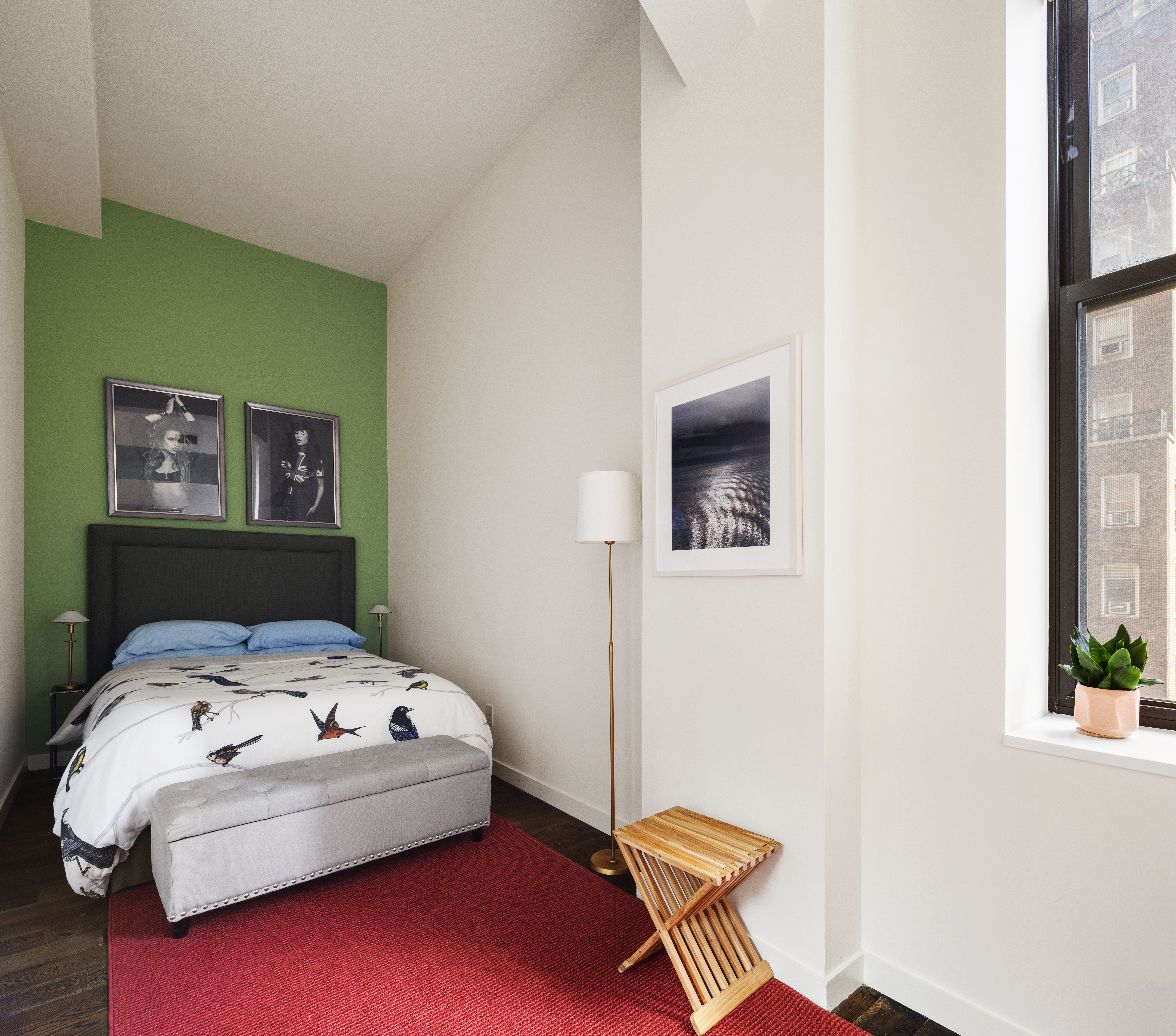 11 East 36th Street, Unit 605 Manhattan, NY 10016 - Photo 5 of 6 a bedroom with a bed and a window