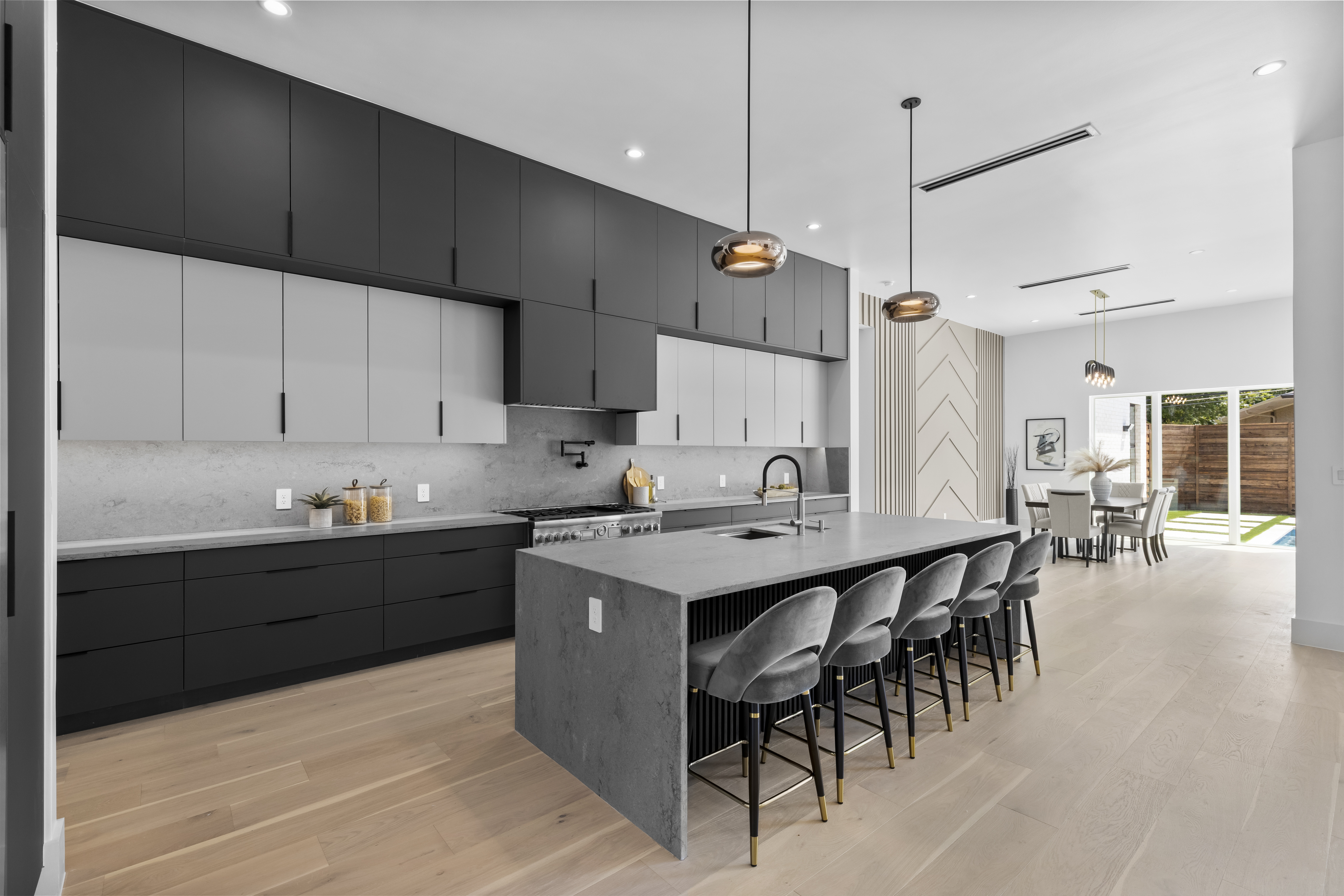 11232 Hillcrest Road Dallas, TX 75230 - Photo 7 of 72