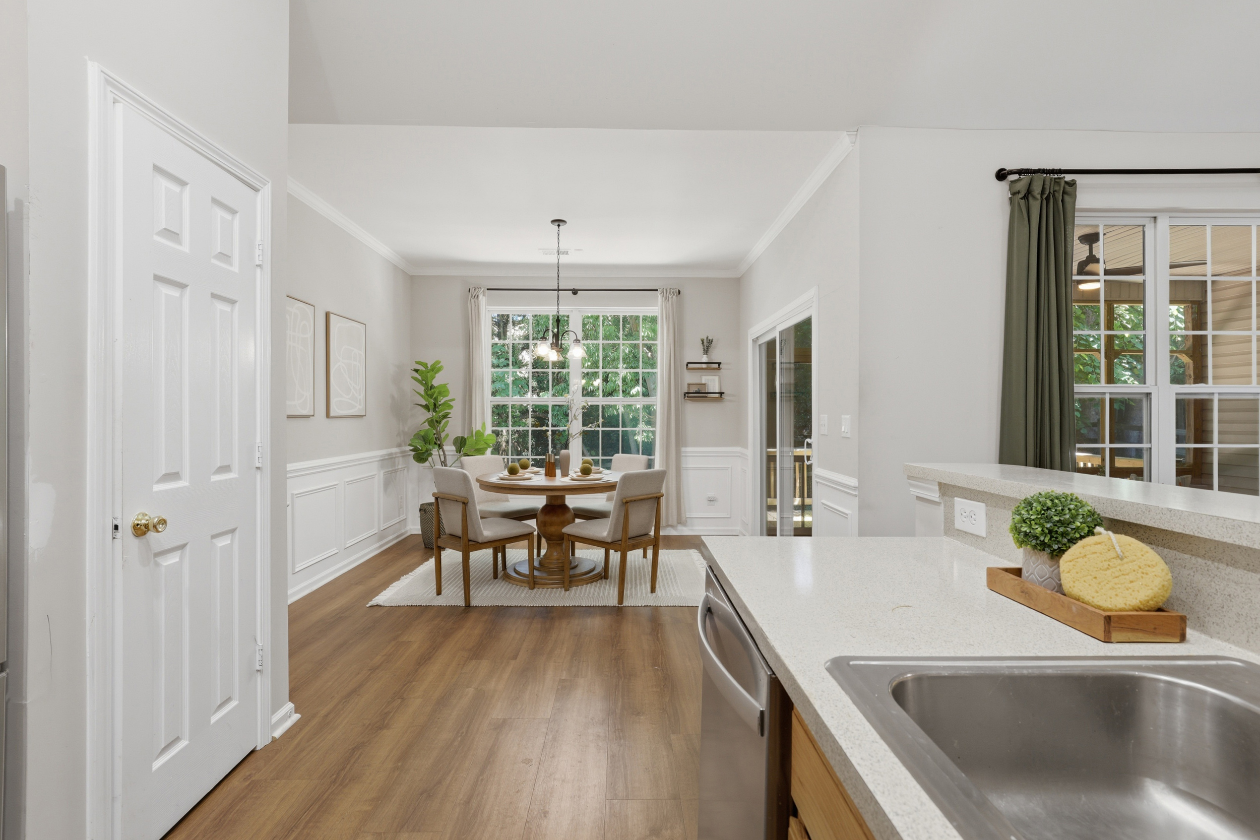 2454 Carmathen Road Charlotte, NC 28269 - Photo 12 of 41