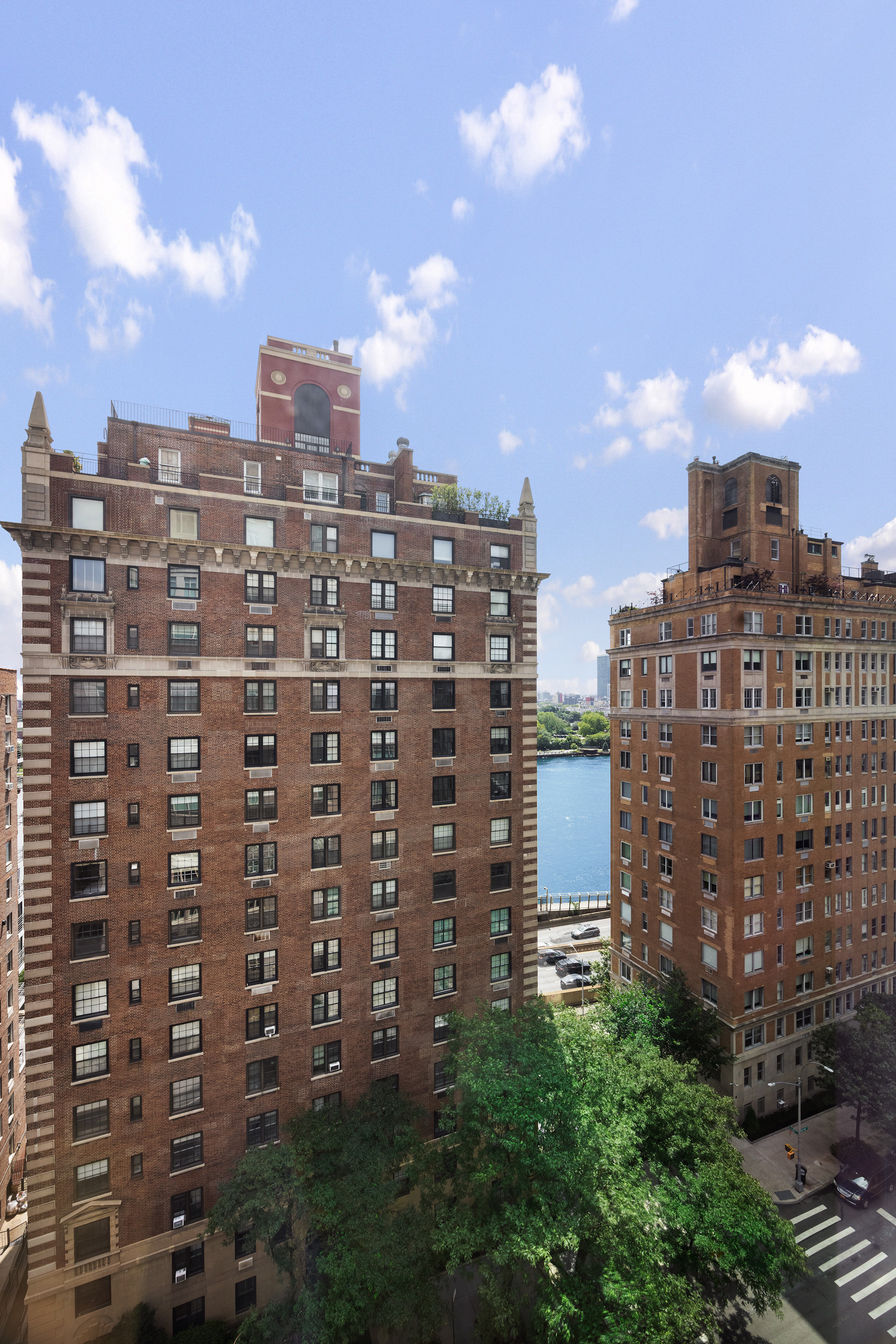 20 East End Avenue, Unit 10A Manhattan, NY 10028 - Photo 27 of 37