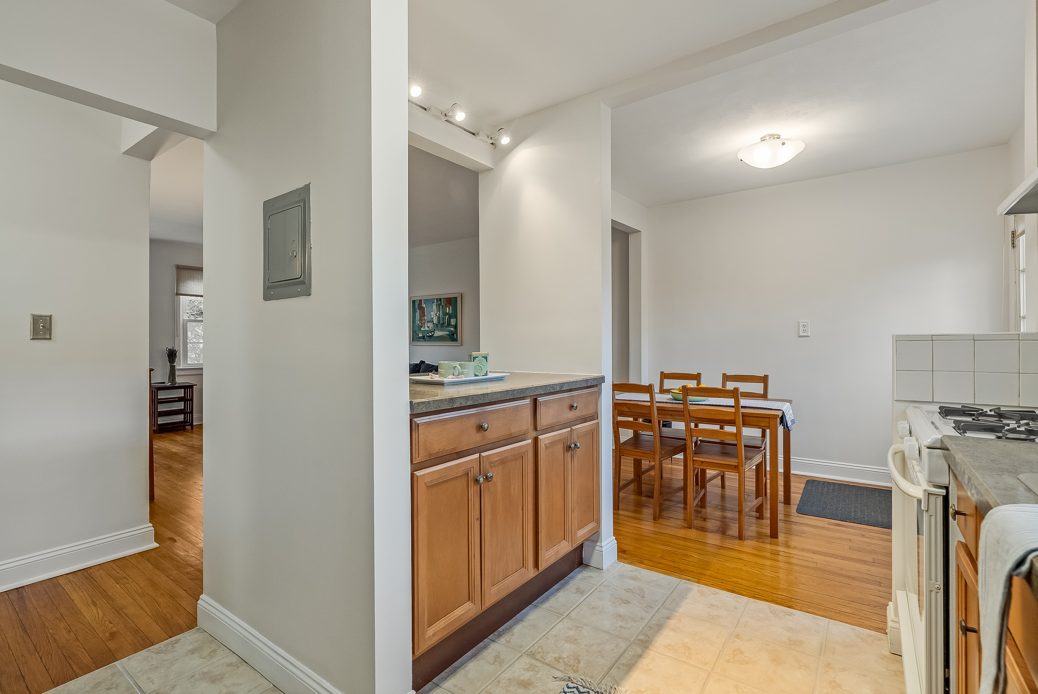 40 A Meadowbrook Place Maplewood, NJ 07040 - Photo 15 of 22