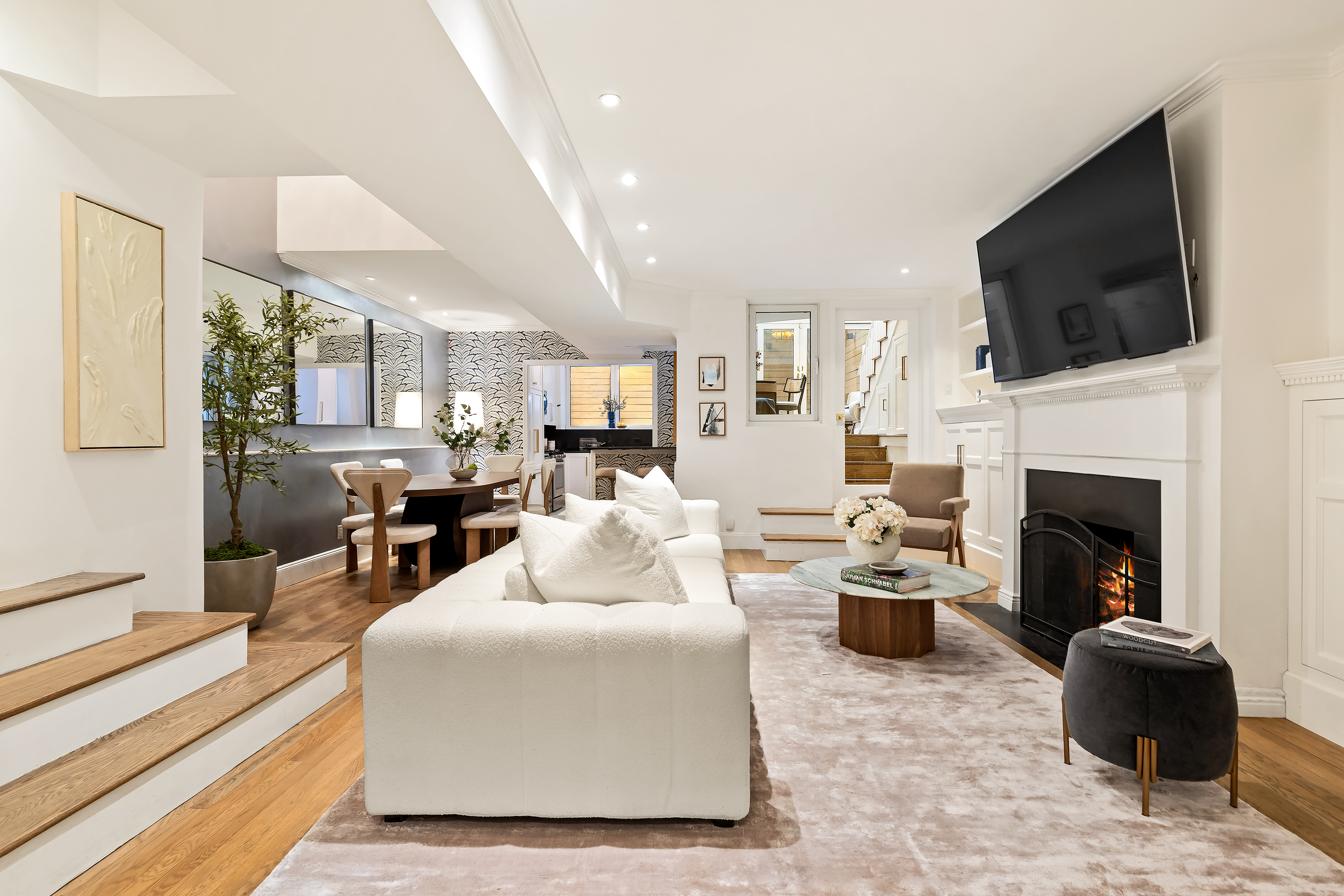 14 East 68th Street, Unit B Manhattan, NY 10065 - Photo 1 of 22