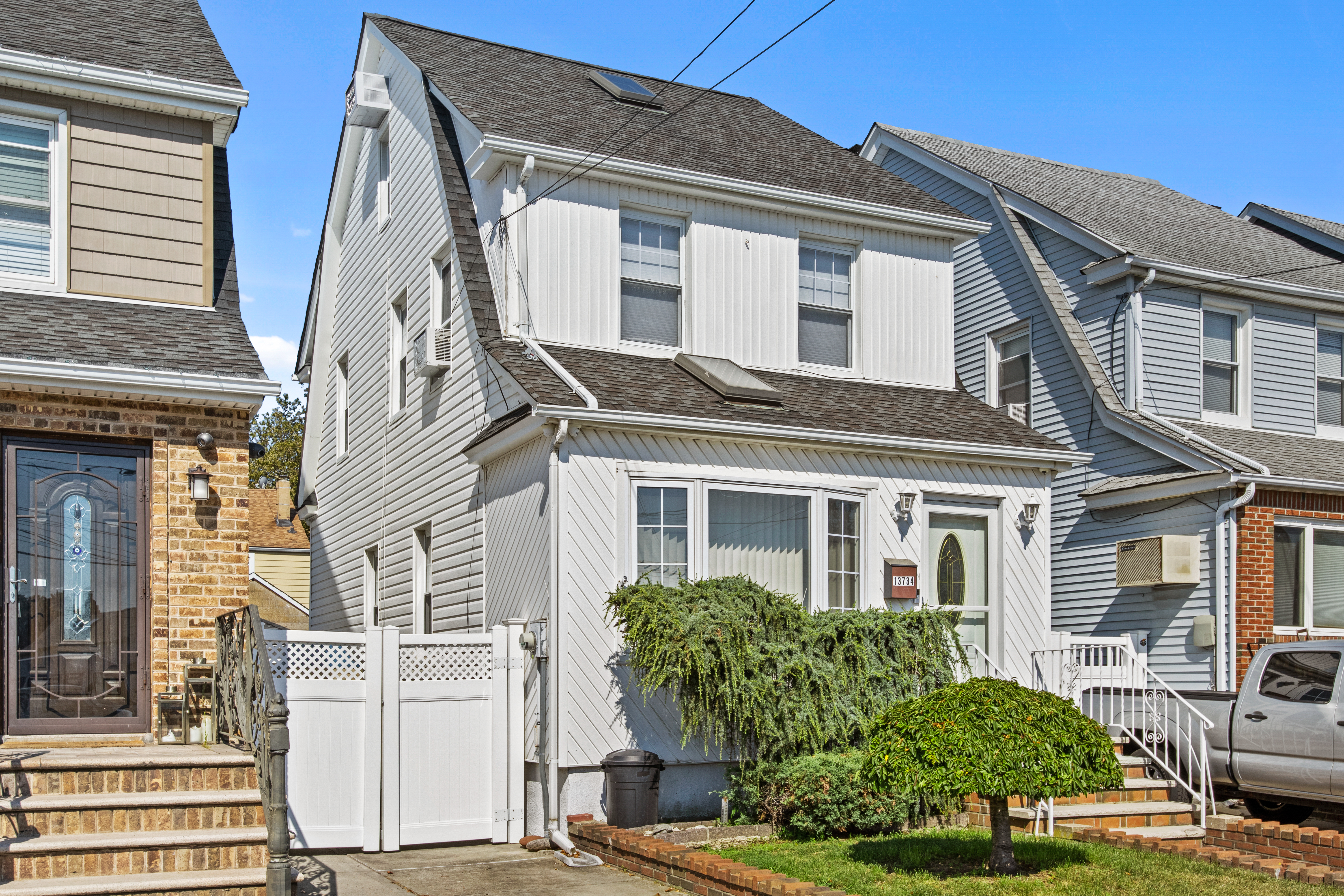 137-34 97th Street Queens, NY 11417 - Photo 2 of 19