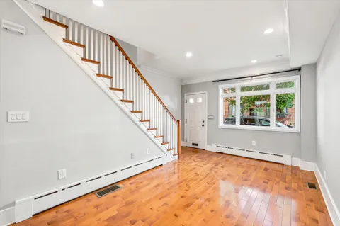 $665,000 | 760 South 6th Street, Philadelphia, PA 19147
