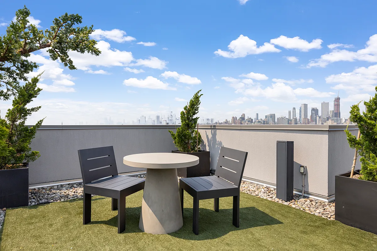 267 6th Street, Unit 4C Brooklyn, NY 11215 - Photo 8 of 14 a view of a chairs and table in the patio