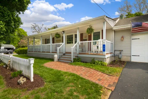 $550,000 | 14 Justine Place, Succasunna, NJ 07876