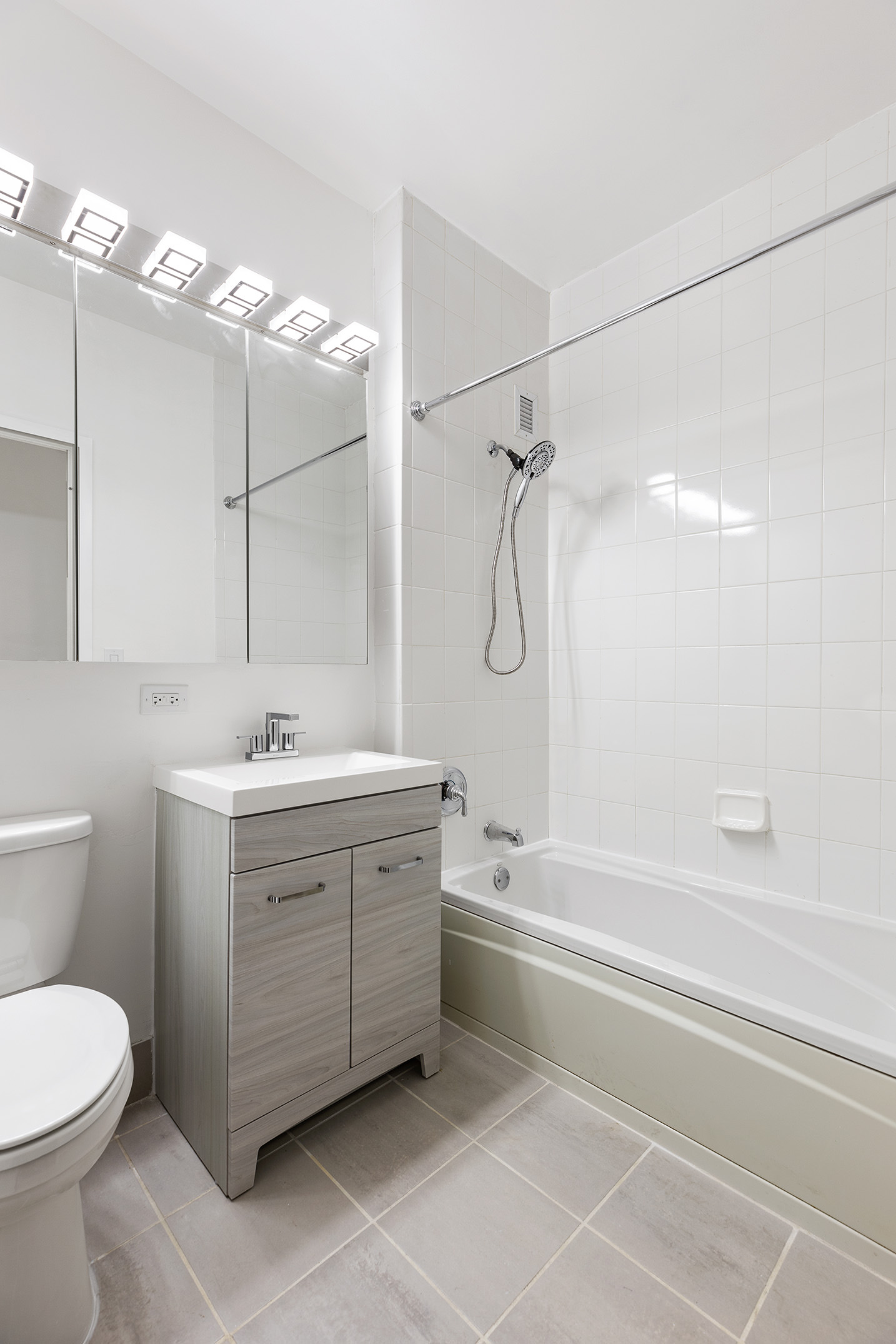 68 Bradhurst Avenue, Unit 7C Manhattan, NY 10039 - Photo 8 of 14