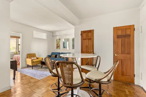 $749,000 | 240 East 46th Street, Unit 7G | Midtown East