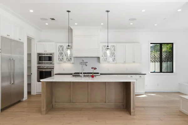 $17,000 | 1405 Oak Avenue, Manhattan Beach, CA 90266