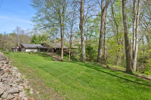 $389,000 | 3132 Lake Road, New Castle, PA 16102