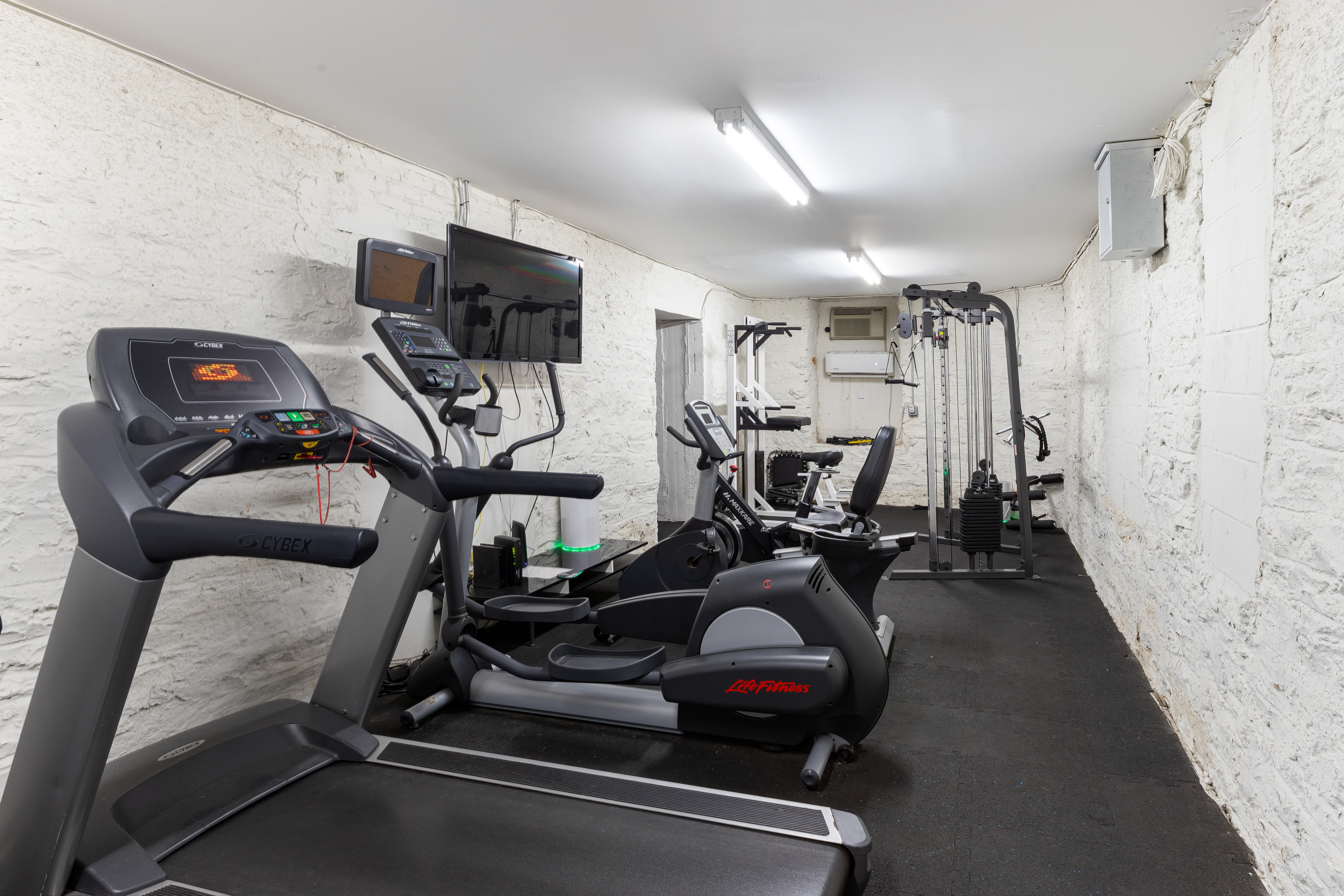 305 West 150th Street, Unit 102 Manhattan, NY 10039 - Photo 6 of 9