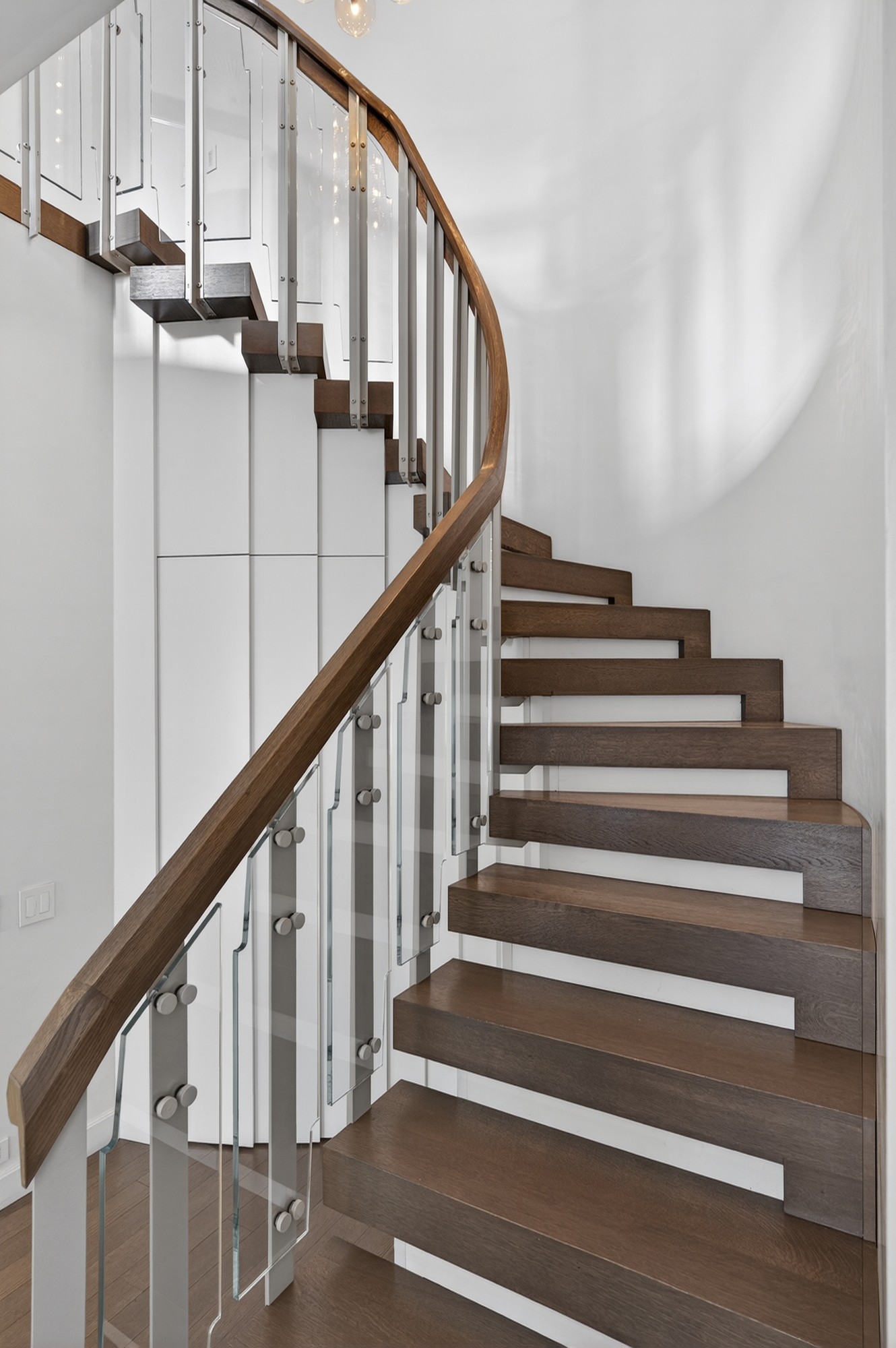 53 East 66th Street, Unit PHA Manhattan, NY 10065 - Photo 7 of 16